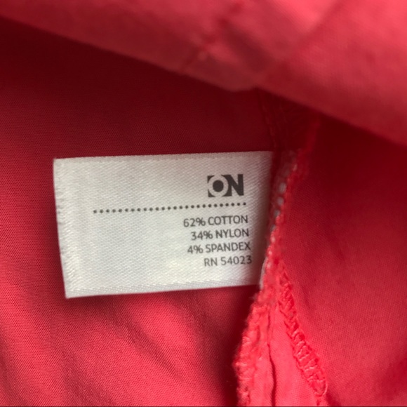 Short-sleeve button front - Picture 5 of 7